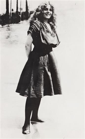 (FASHION--BATHING BEAUTIES) A group of 11 photographs of women in bathing suits, including some on the beach and others in studio setti